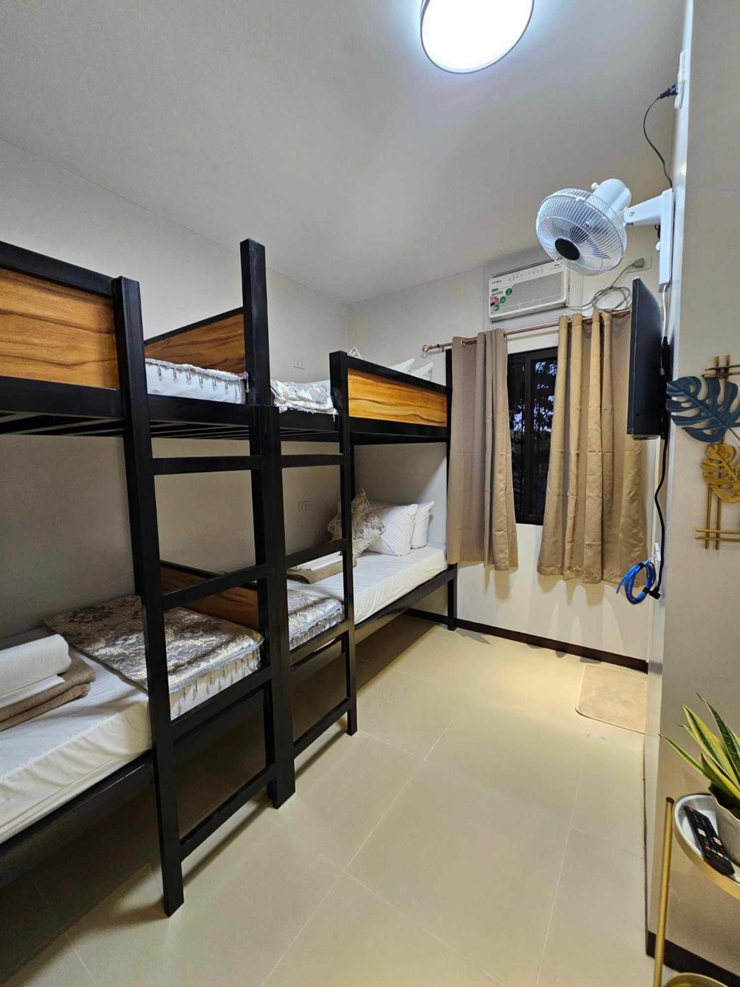 Jaijai'S Backpackers Inn Coron Exterior photo
