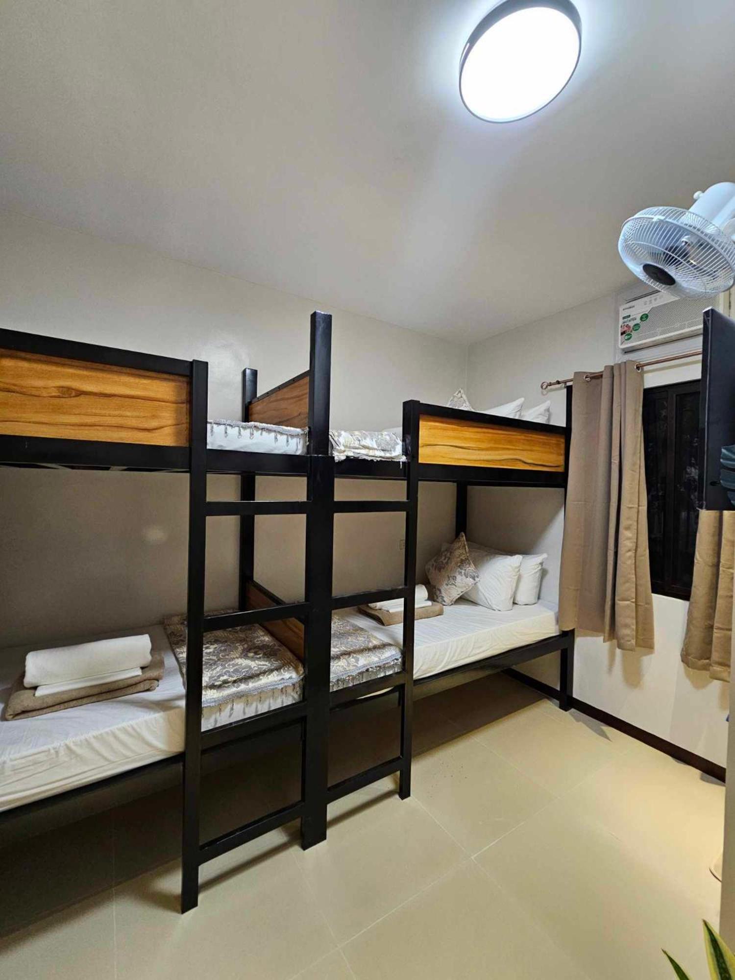 Jaijai'S Backpackers Inn Coron Exterior photo
